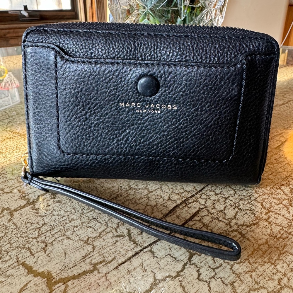 Marc Jacobs Black Leather Wallet